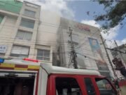 ধানমন্ডি ২৭-এ এপেক্সের গোডাউনে আগুন, নিয়ন্ত্রণে ফায়ার সার্ভিসের ৪ ইউনিট