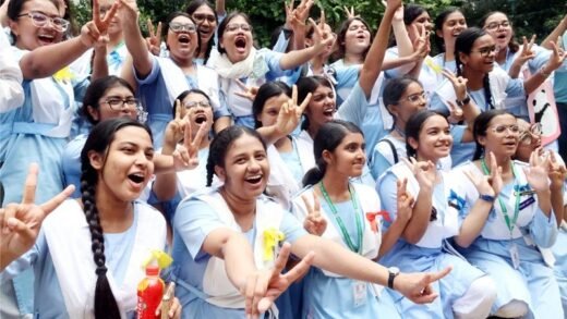 এসএসসির খাতা পুনঃনিরীক্ষণের ফল প্রকাশ, ফেল থেকে পাস ৪৫৮৫ শিক্ষার্থী