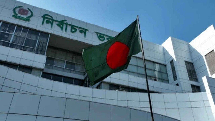 ইউপি ভোট পিছিয়ে জানুয়ারিতে নেওয়ার পরিকল্পনা ইসির
