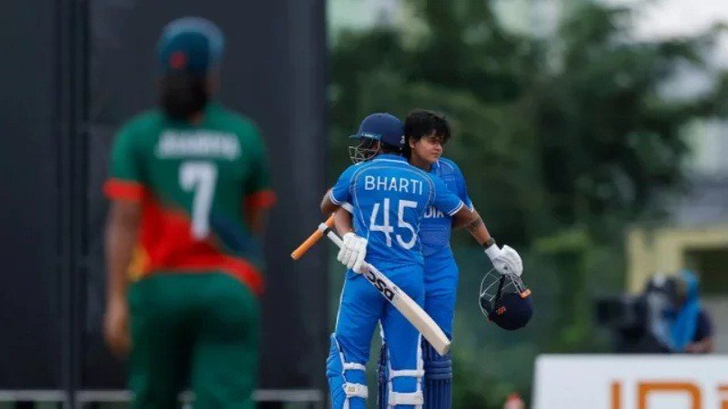 শেফালির সেঞ্চুরির পর বাংলাদেশের ব্যাটিং ধস, ১১৪ রানে হার