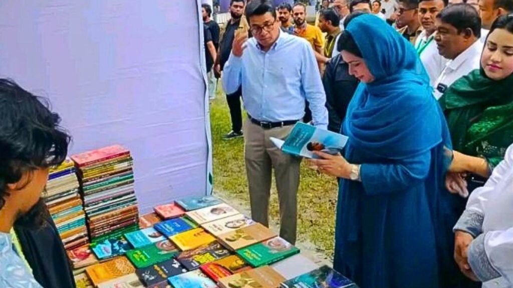 বাংলা একাডেমিতে শুরু হলো ৯ দিনব্যাপী ‘জিয়া স্মৃতি বইমেলা’ বাংলা একাডেমিতে শুরু হলো ৯ দিনব্যাপী ‘জিয়া স্মৃতি বইমেলা’
