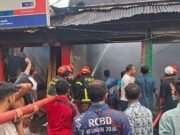 পাংশায় বসতবাড়ির রান্নাঘরে আগুনে ৫ দোকান পুড়ে ছাই, কোটি টাকার ক্ষয়ক্ষতি