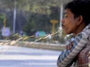 প্রকাশ্যে থুতু ফেললে ১০০, প্রস্রাবে ২০০ জরিমানা
