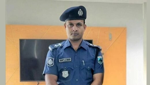 ছাত্রলীগ নেতাকে পালিয়ে যেতে দিয়ে এসআই প্রত্যাহার