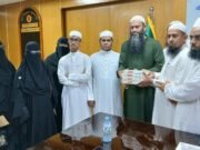 বিশ্বজয়ী হাফেজদের উপহার দেওয়া ‘নেক্সাস’ বই ফেরত নিলেন ধর্ম প্রতিমন্ত্রী