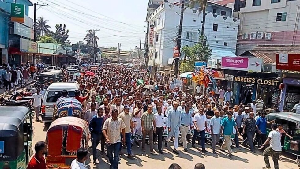 দেশব্যাপী নৈরাজ্য ও সন্ত্রাসের প্রতিবাদে সুনামগঞ্জ জেলা বিএনপির বিক্ষোভ মিছিল