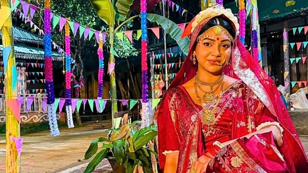 হঠাৎ বিয়ের সাজে প্রভা, নেপথ্যে কী?