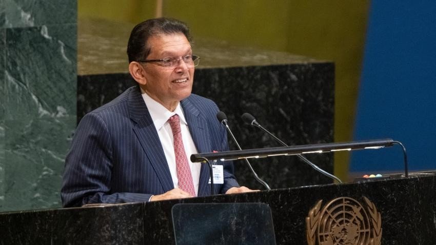 জাতিসংঘের সাধারণ পরিষদের সভাপতি হিসেবে খলিলুর রহমানের শপথ