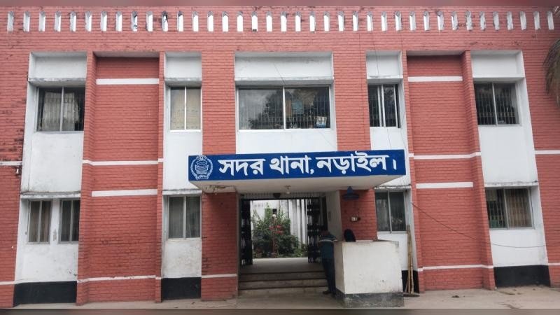 নড়াইলে সাত বছরের শিশুকে ধর্ষণের অভিযোগে মামলা, চাচা পলাতক