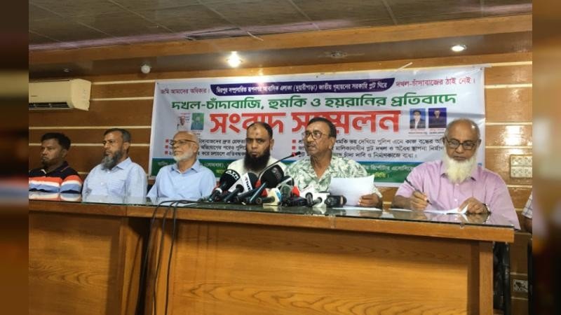 মিরপুরে সরকারি প্লট ঘিরে প্রভাবশালীদের দৌরাত্ম-পুলিশের নীরব ভূমিকা নিয়ে প্রশ্ন