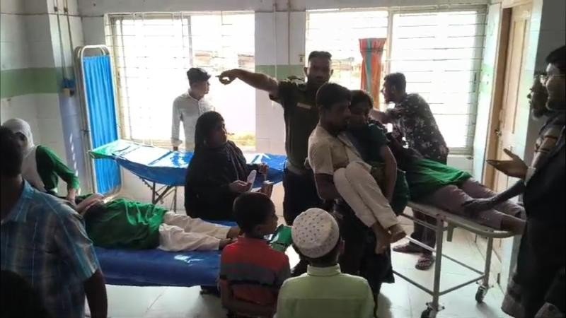 বরগুনায় মাস হিস্টিরিয়ায় আক্রান্ত ২০ শিক্ষার্থী