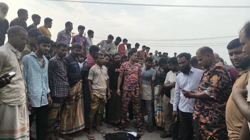 সিরাজগঞ্জের রায়গঞ্জে বাসের ধাক্কায় মোটরসাইকেল আরোহী নিহত