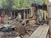 সরিষাবাড়ীতে আগুনে দিনমজুর দম্পতির স্বপ্ন পুড়ে ছাই