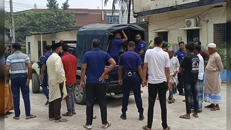 মাদকসহ আটকদের ছেড়ে দেওয়ার অভিযোগ ইউএনওর বিরুদ্ধে!