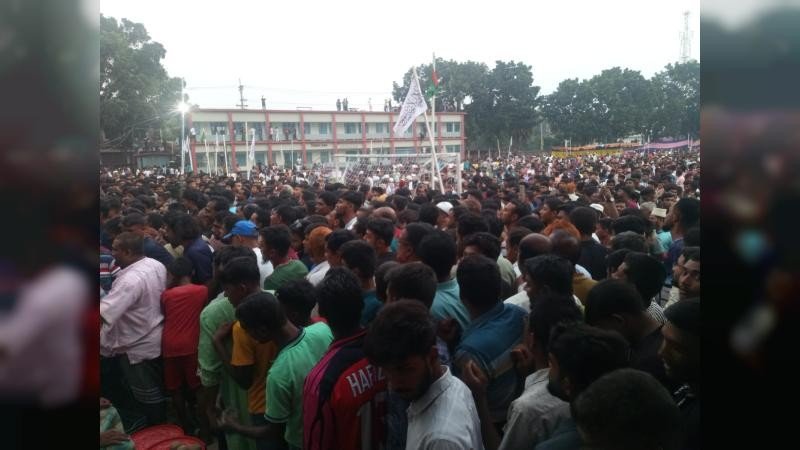 জীবননগরে এমপি রুহুল আমিন মাদকবিরোধী গোল্ডকাপ ফুটবল টুর্নামেন্টের ফাইনাল অনুষ্ঠিত
