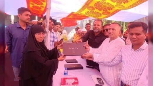 ফুলবাড়িয়ায় ফ্যামিলি কার্ডের তথ্য সংগ্রহ শুরু