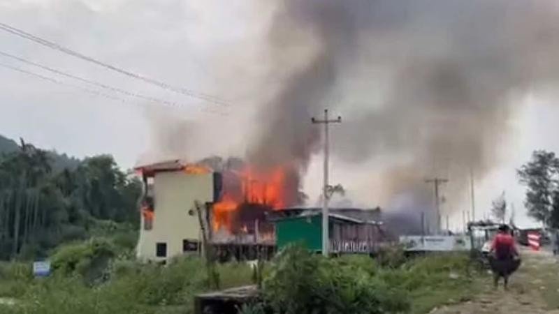 রান্নাঘর থেকে আগুনের সূত্রপাত, পুড়ে অঙ্গার ৬ পর্যটক