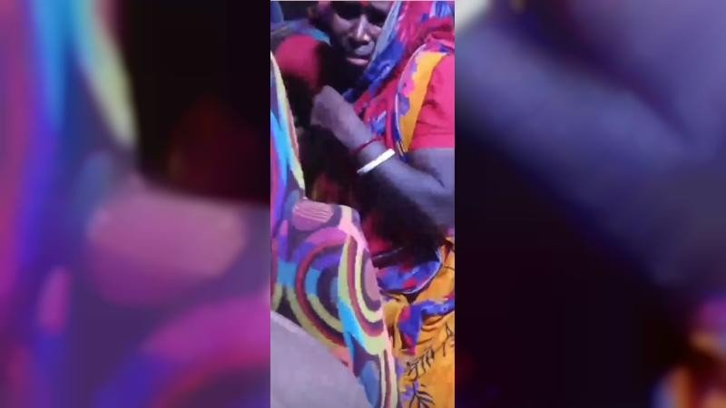 শ্যামনগরের জেলেখালীতে ভাটার দাদনের টাকার জেরে ছেলের অপরাধে মাকে তুলে নেওয়ার অভিযোগ