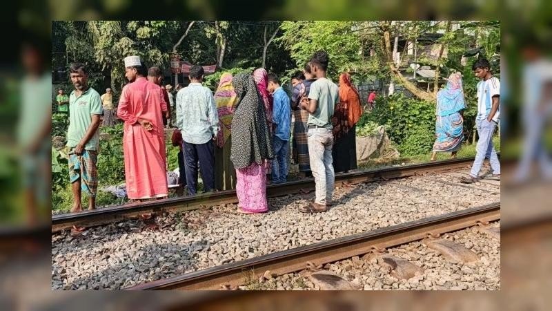 যশোরে ট্রেনে কাটা পড়ে অজ্ঞাতনামা নারীর মৃত্যু