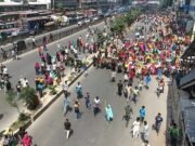 উত্তরায় ফের পোশাকশ্রমিকদের সড়ক অবরোধ, যান চলাচল বন্ধ