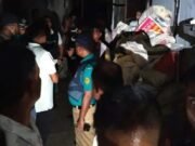 কথা-কাটাকাটির জেরে মাথায় আঘাত করে রক্তাক্ত, ফাঁকা গুলি