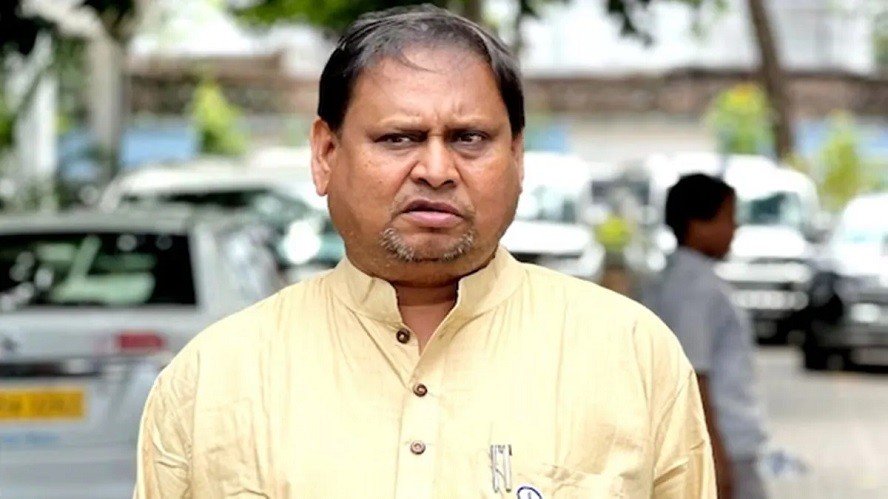 বাবরি মসজিদের মূল উদ্যোক্তা হুমায়ুন কবীর আটক
