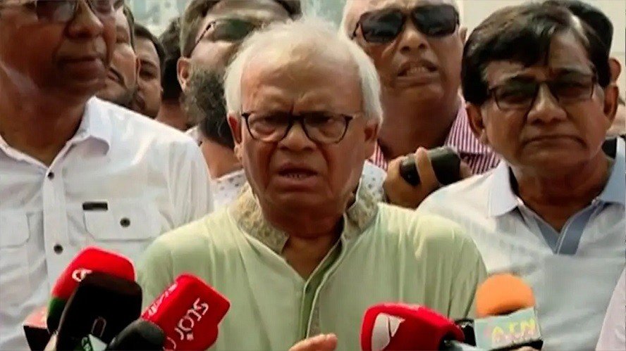 পরিবহণ খাতে নৈরাজ্য ও চাঁদাবাজি বন্ধের আহ্বান রিজভীর