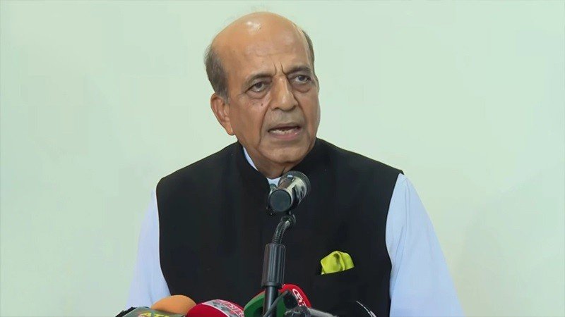 ‘শেখ হাসিনাকে ঢুকতে দেওয়া ছাড়া ভারতের হাতে আর কোনো সুযোগ ছিল না’