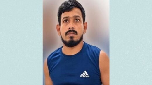 যশোরে মামলার আসামি রকি ইয়াবাসহ আটক