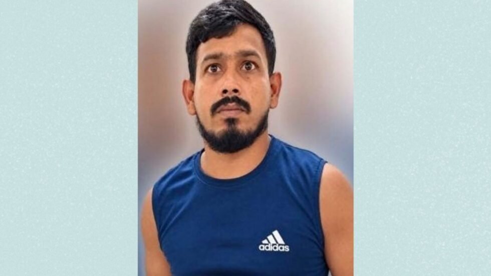 যশোরে মামলার আসামি রকি ইয়াবাসহ আটক