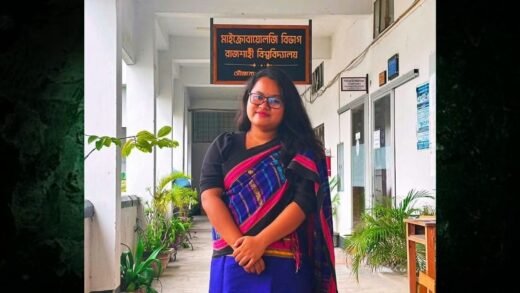 রাবি শিক্ষার্থীকে উন্নত চিকিৎসার জন্য এয়ার অ্যাম্বুলেন্সে ঢাকায় পাঠাল বিশ্ববিদ্যালয় প্রশাসন