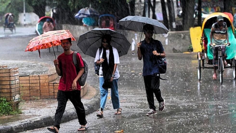 লঘুচাপের প্রভাবে ৩ বিভাগে বজ্রসহ বৃষ্টির আভাস