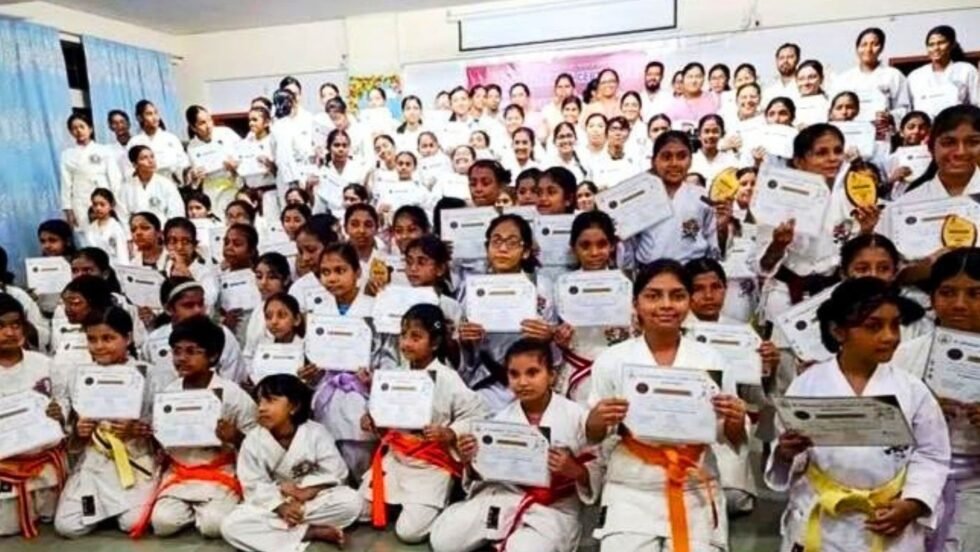 এসটিএসজিএসসি স্কুলের কারাতে বেল্ট, সনদ ও এ প্লাস সংবর্ধনা অনুষ্ঠান সম্পন্ন