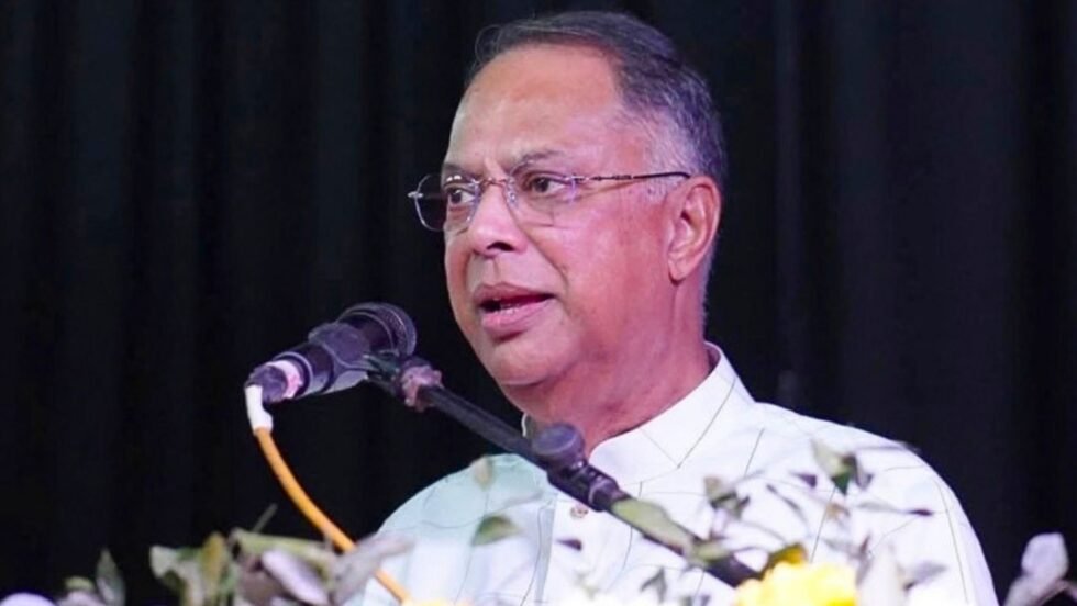 ইরান যুদ্ধের ধাক্কা সামলাতে দেশে আইনশৃঙ্খলা ও স্থিতিশীলতা ফেরাতে হবে: বিদ্যুৎমন্ত্রী