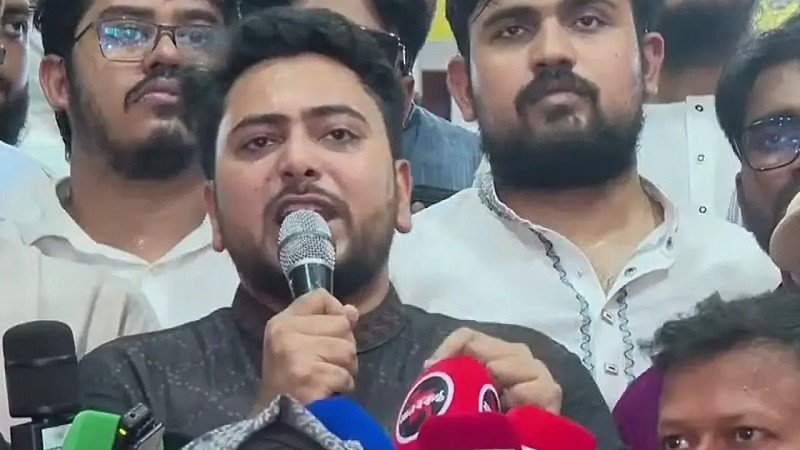 তারেক রহমান ও শেখ হাসিনার মধ্যে কোনো পার্থক্য নেই: নাহিদ ইসলাম