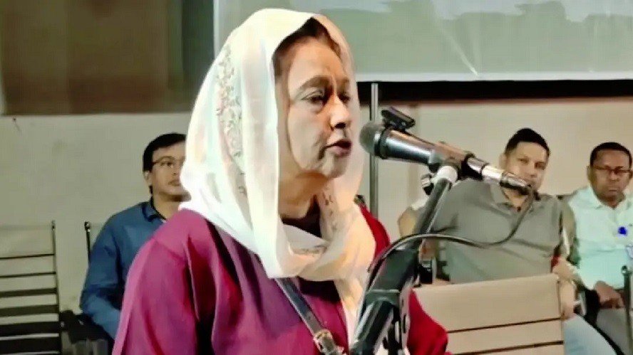 অল্পবয়সী মেয়েদের প্রেমিকের সঙ্গে থাকার জন্য রুম ভাড়া দিলেই আইনি ব্যবস্থা